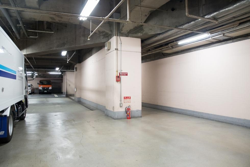 駐車場（地下自走式駐車場）