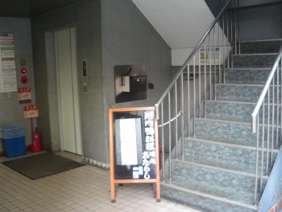 EVホール・階段