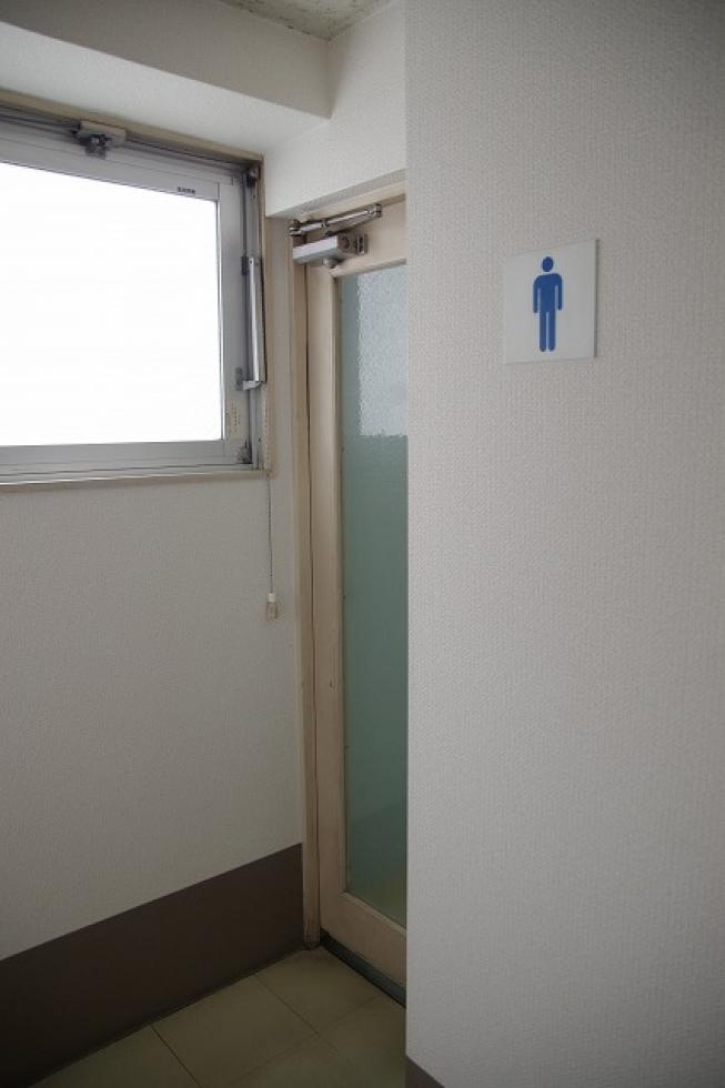 6階男子WC
