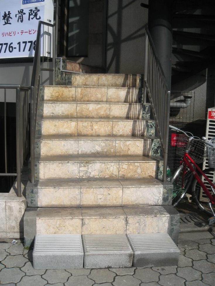 階段（出入り口）