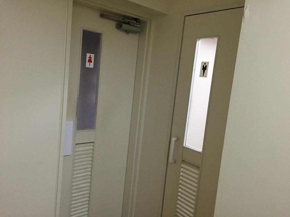 共用部男女別トイレ（4階）