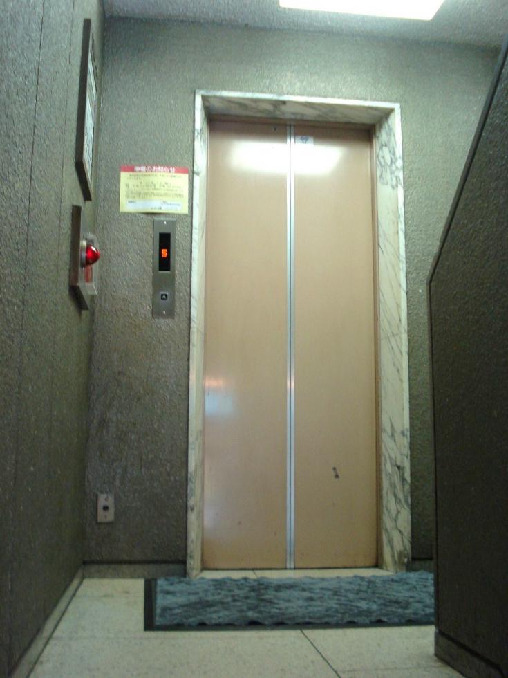 Ａエレベーター