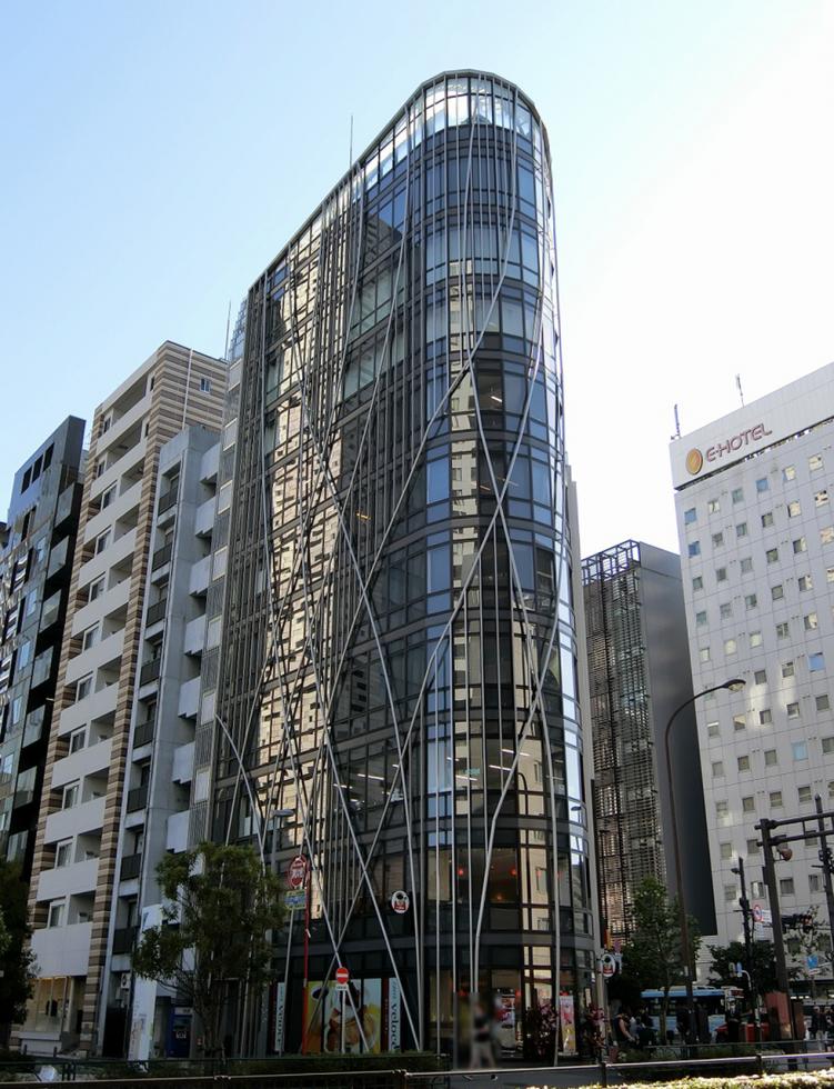 新宿イーストクロスタワー