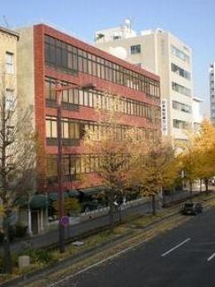 日本陶磁器センタービル