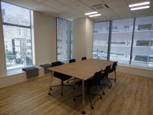 【セットアップ】大阪淀屋橋・北浜エリア！チームワークを活性化させるオフィス空間！