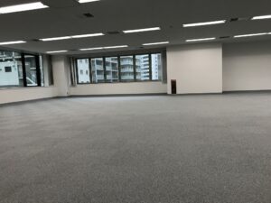 【セットアップ】文京区エリア 会議室や什器付き！明るく広いオフィス登場！