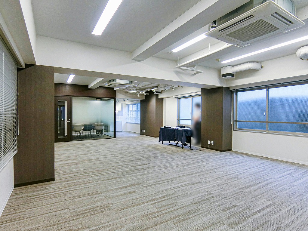 【セットアップ】中央区　美装された内装付きデザインオフィス