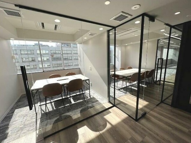 【セットアップ】永田町エリア。屋上にリフレッシュスペース完備！会議室２つ付きのセットアップオフィス