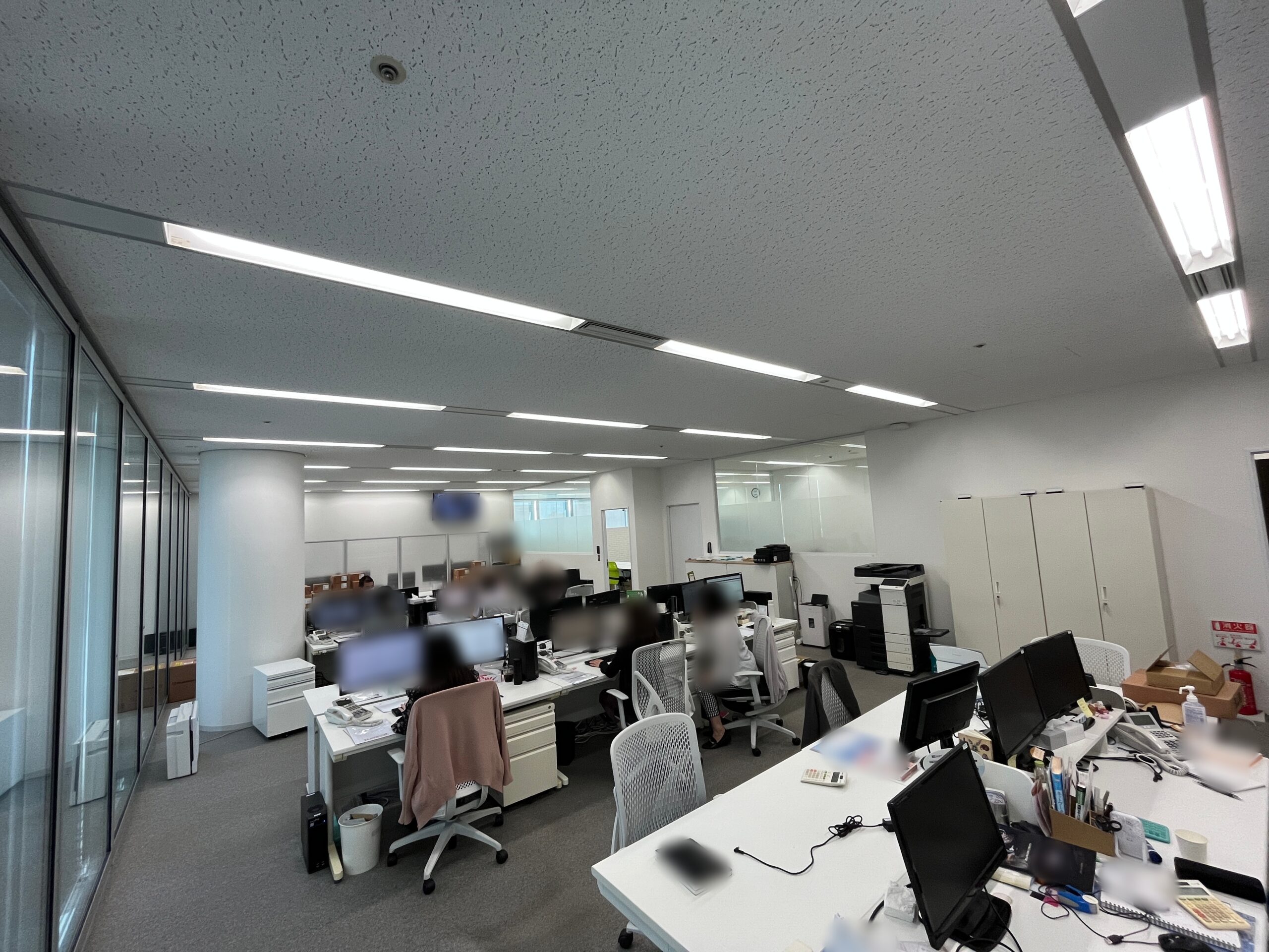 【居抜き】梅田エリア・ターミナル駅至近の近未来オフィス！