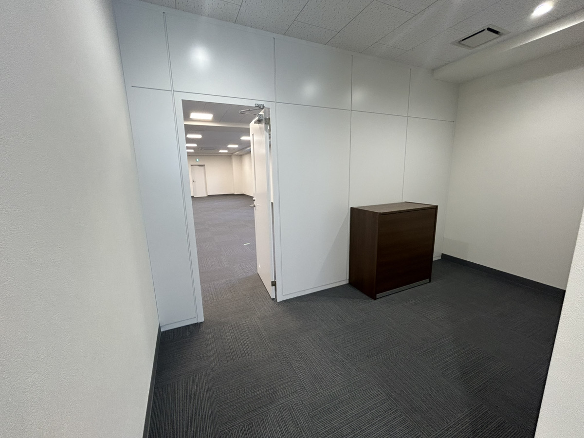 【セットアップ】中洲川端駅徒歩圏内１フロア１テナント40坪の築浅オフィスが登場しました。
