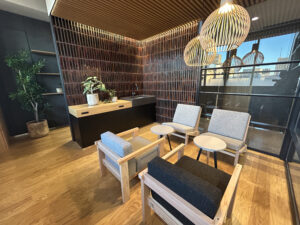 【セットアップ】最上階１フロア限定　カスタム可能な木造新築オフィス！